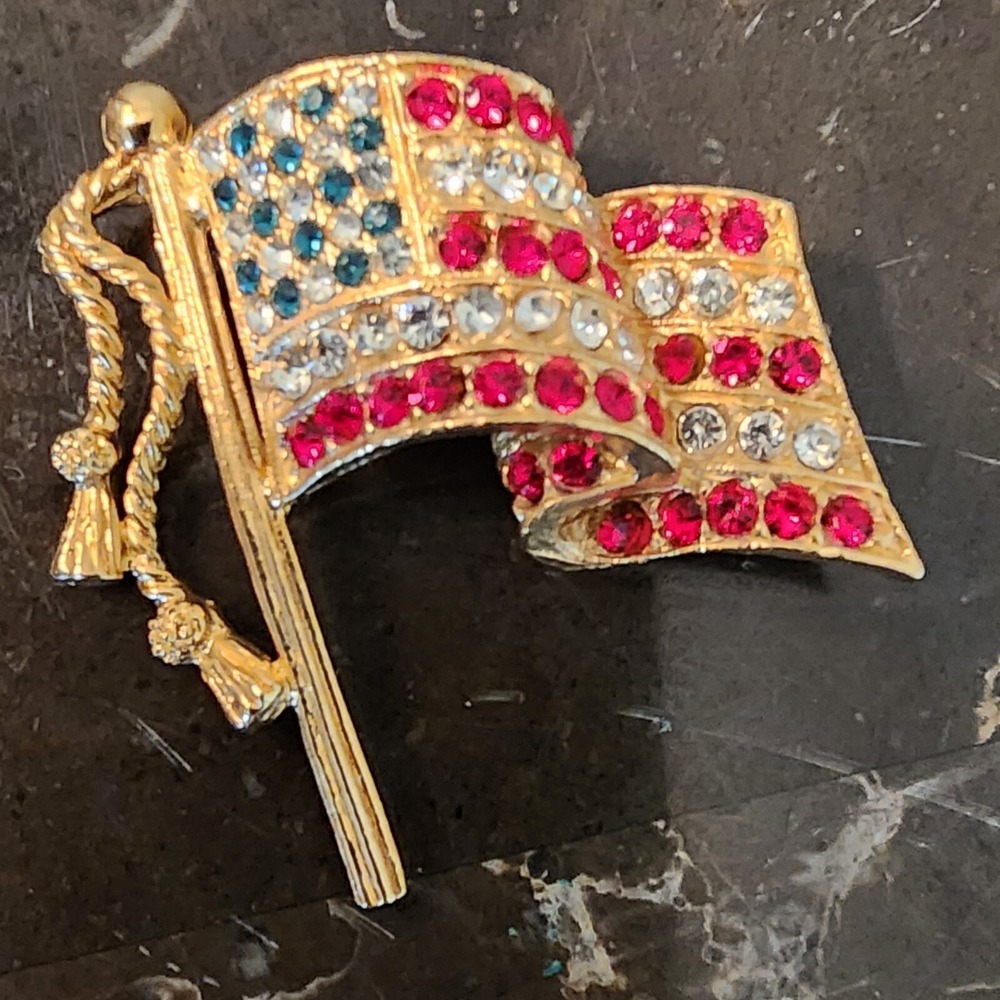 Vintage Gold Color Fashion Flag Pin with Red White and Blue Rhinestones